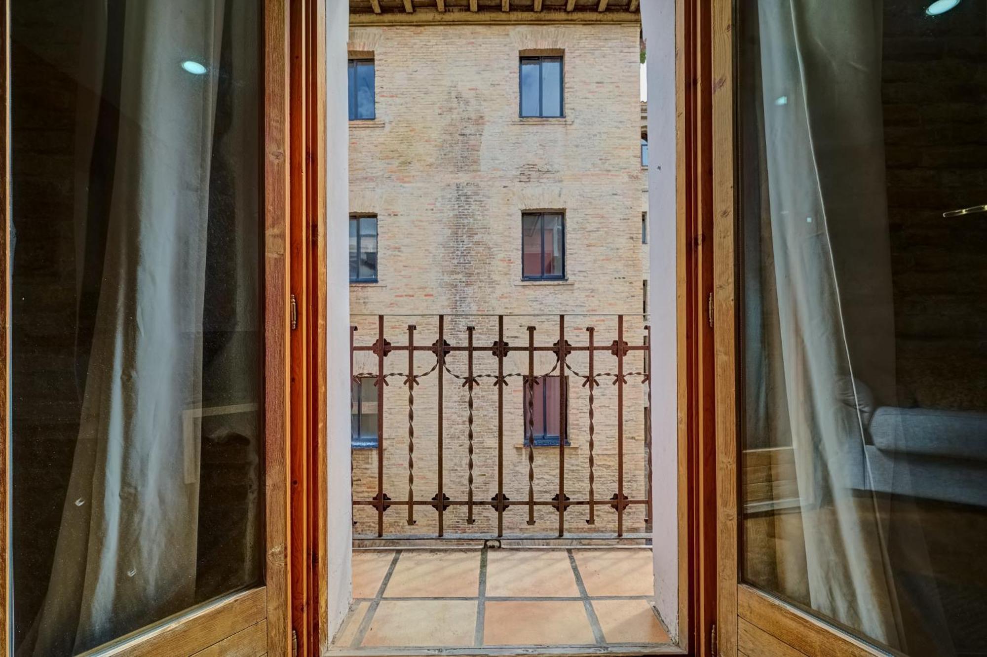 Casa Ana Mari II By Clabao Daire Pamplona Dış mekan fotoğraf